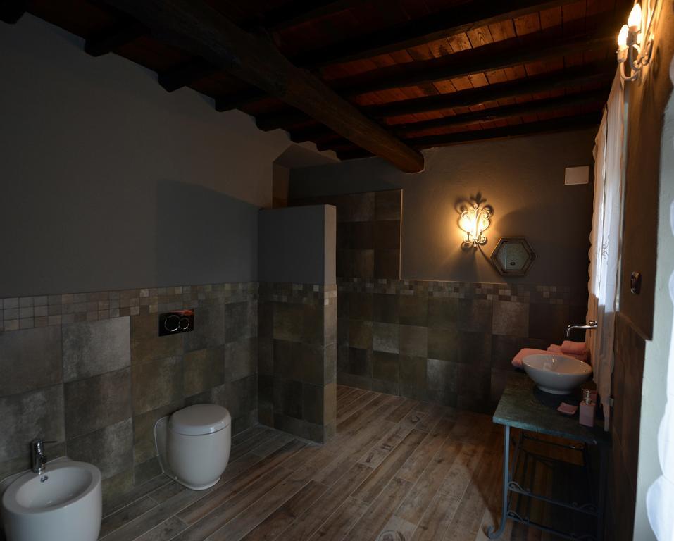 Agriturismo Gocce Di Luna 첼레리구레 객실 사진
