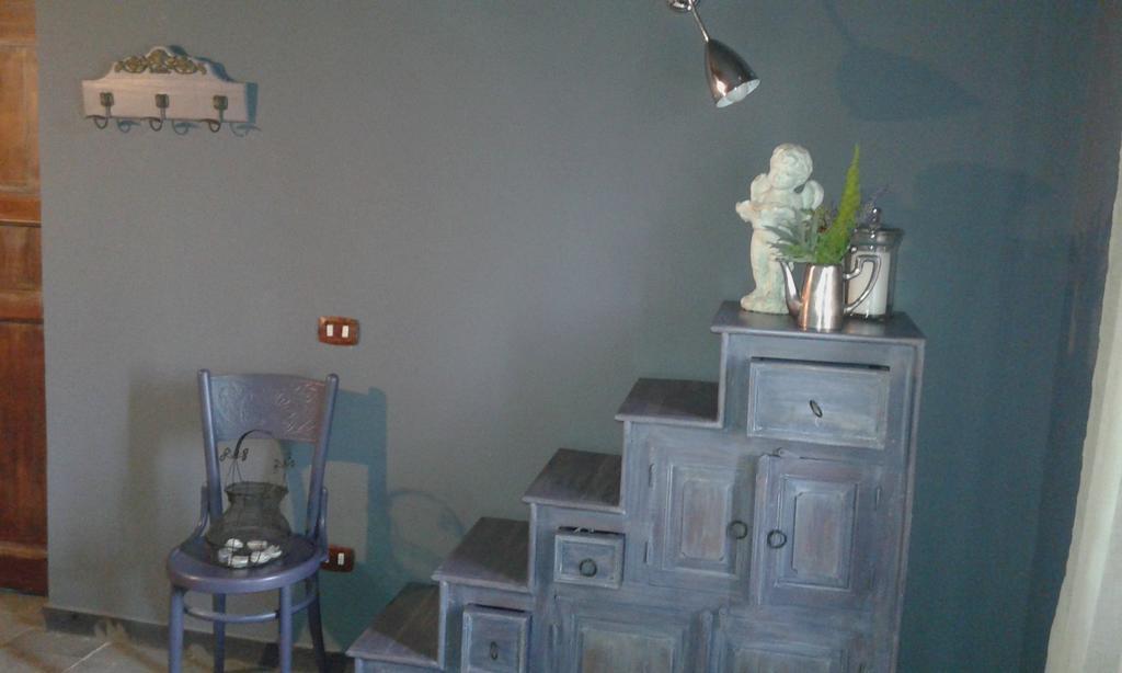 Agriturismo Gocce Di Luna 첼레리구레 외부 사진