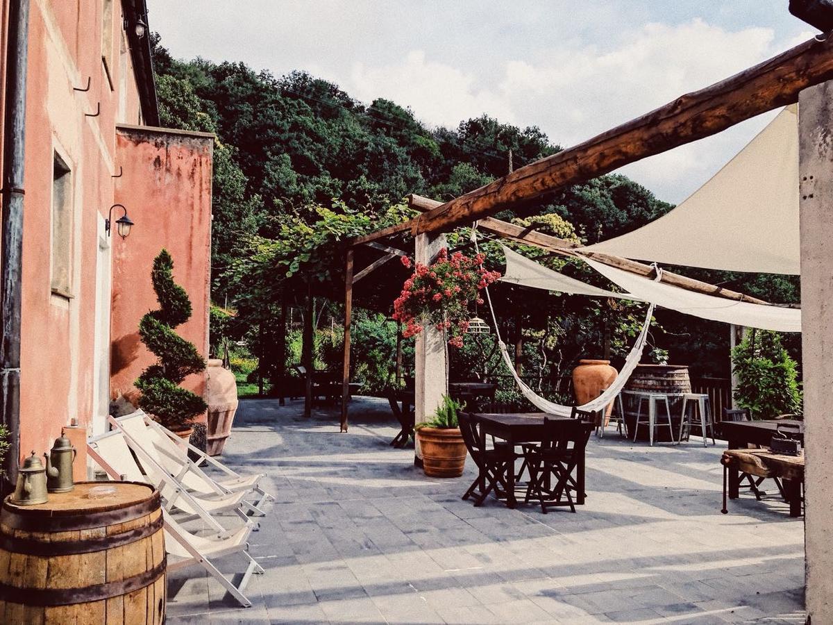 Agriturismo Gocce Di Luna 첼레리구레 외부 사진